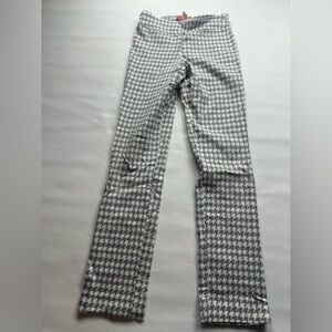 Houndstooth Patterned Pants with stretch. Size 8. Pull on. Like leggings.